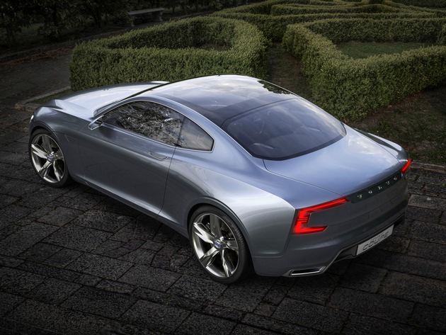 Le Volvo Concept Coupé - la P1800 du futur - est une automobile à l&#039;élégance sereine grace à la nouvelle architecture évolutive Volvo (IMAGE/VIDEO)