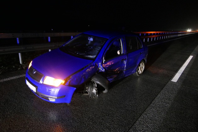 POL-DEL: Pressemeldung des PK BAB Ahlhorn vom 14.04.2026 hier: Falschfahrer verursacht Verkehrsunfall mit hohem Sachschaden auf der A1 in der Gemeinde Dinklage