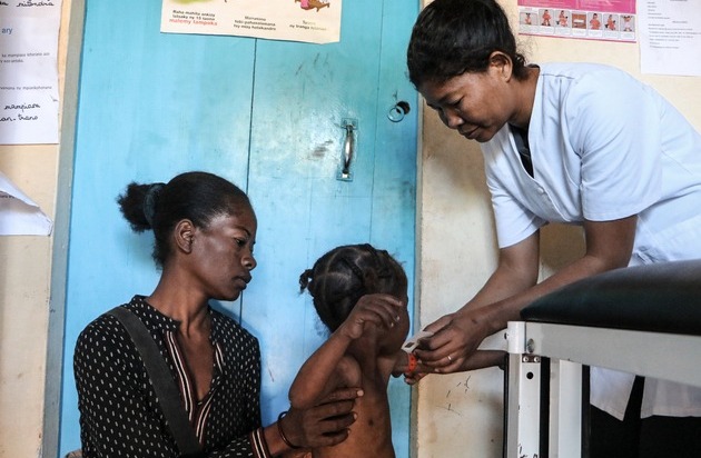 SOS-Kinderdörfer weltweit Hermann-Gmeiner-Fonds Deutschland e.V.: Vergessene Krisen: In Madagaskar herrscht die schlimmste Dürre seit 40 Jahren / SOS- Kinderdörfer weiten ihre Hilfe aus