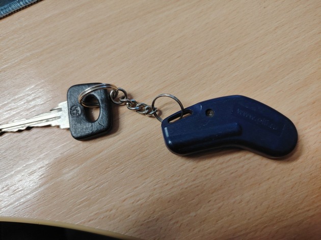 POL-EL: Emlichheim - Polizei bittet um Hinweise zu aufgefundenem Fahrzeugschlüssel