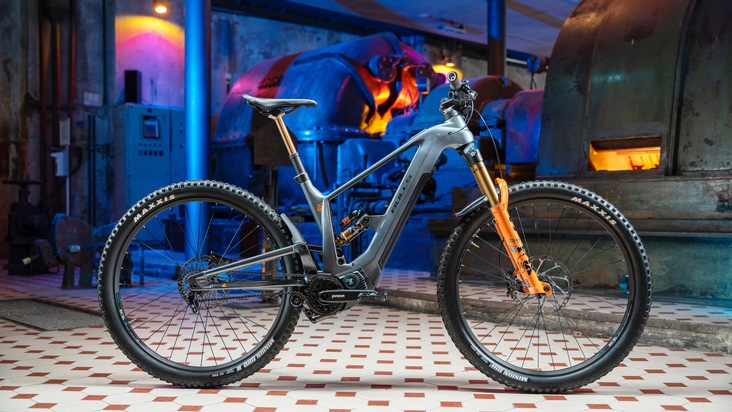 BULLS: Weltneuheit: Revolutionäres E-Bike von BULLS mit Pinion MGU, die Motor und Schaltung vereint