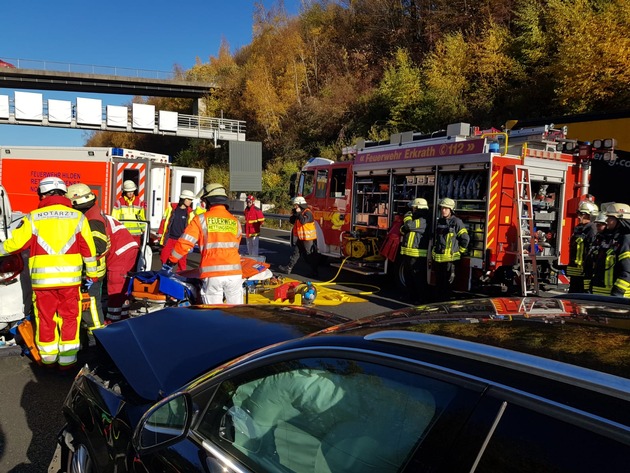 FW-Erkrath: Verkehrsunfall mit mehreren Verletzten auf BAB 3