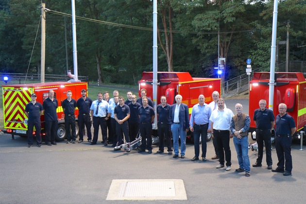 FW VG Asbach: Feuerwehr stellt weitere Notstromaggregate in Dienst