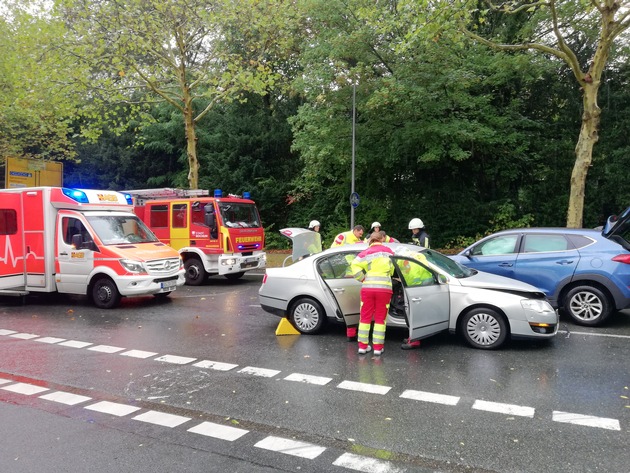 FW-BO: Verkehrsunfall mit verletzten Personen an der Wasserstraße