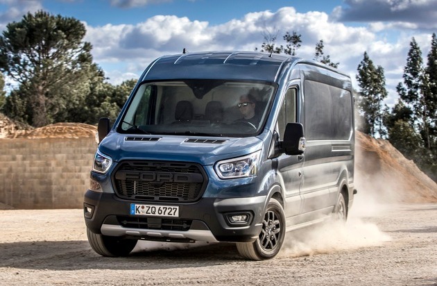 Ford-Werke GmbH: Hart im Nehmen, schick zum Ansehen: Die neuen Transit- und Custom-Ausstattungslinien Trail und Active