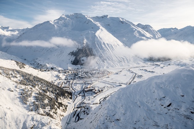 Medienmitteilung - Andermatt Swiss Alps AG platziert erfolgreich Anleihe über CHF 60 Mio.