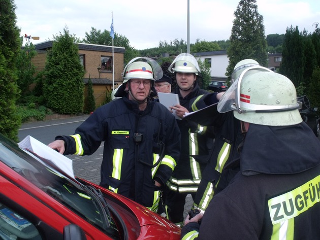 FW-AR: Brand im &quot;Haus Flammberg&quot; als anspruchsvolles Übungs-Szenario