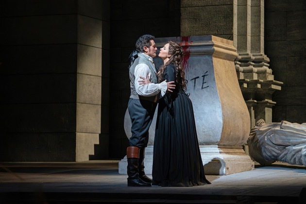 Clasart Classic bringt am 13. Dezember Umberto Giordanos veristisches Meisterwerk ANDREA CHÉNIER live aus der Met ins Kino