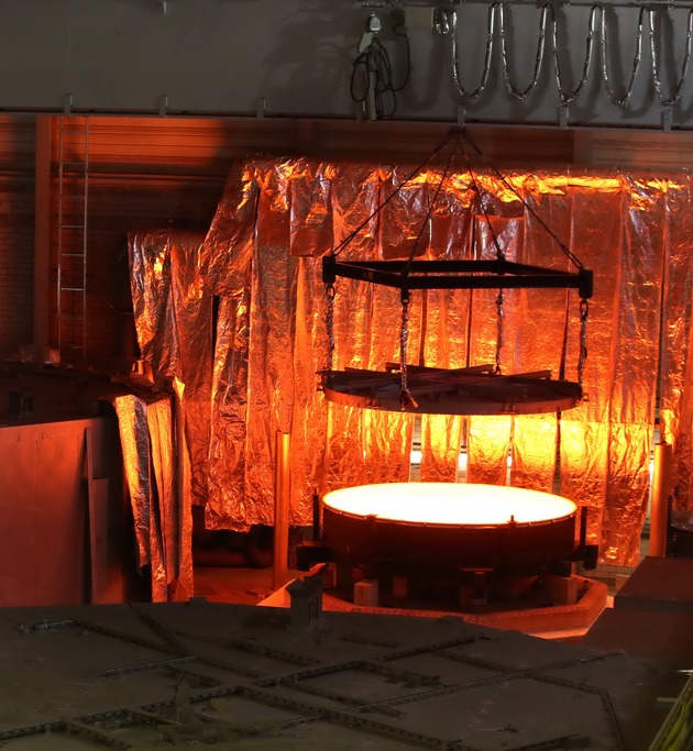 SCHOTT bleibt auf Wachstumskurs / Umsatz übersteigt 2-Milliarden-Euro-Marke / EBIT und Konzernjahresergebnis nochmals verbessert / Gute Perspektiven für 2018