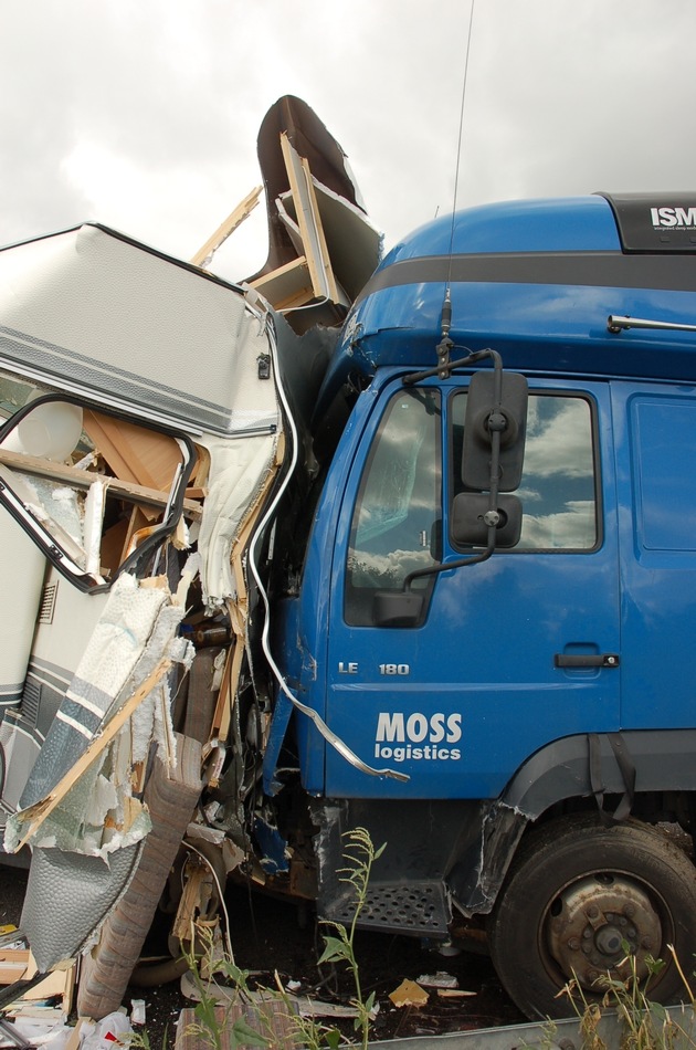 POL-DA: Pfungstadt: Zweiter NACHTRAG zu Unfall auf A 67