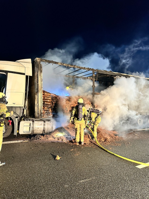 FW Helmstedt: LKW Brand auf der A2