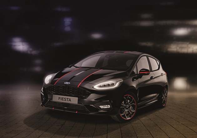 Ford Fiesta ST-Line jetzt auch als Sondermodelle &quot;Red&quot; und &quot;Black&quot; mit exklusiven Kontrast-Streifen erhältlich