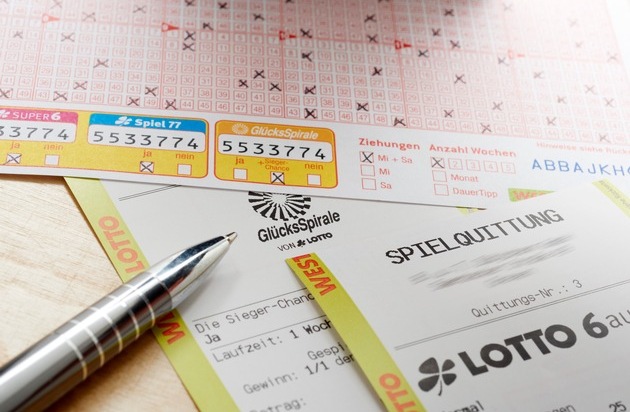 Eurojackpot: Drei Millionäre bei Eurojackpot, LOTTO 6aus49 und Spiel 77 / Erfolgreiches Wochenende für die Tipper in NRW