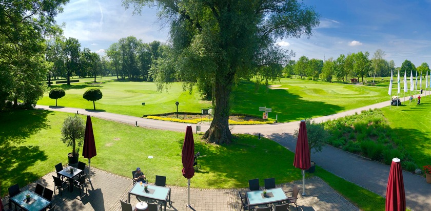 news aktuell GmbH: Ab in den Süden: news aktuell veranstaltet fünften PR-Golfcup im Golfclub München Eichenried