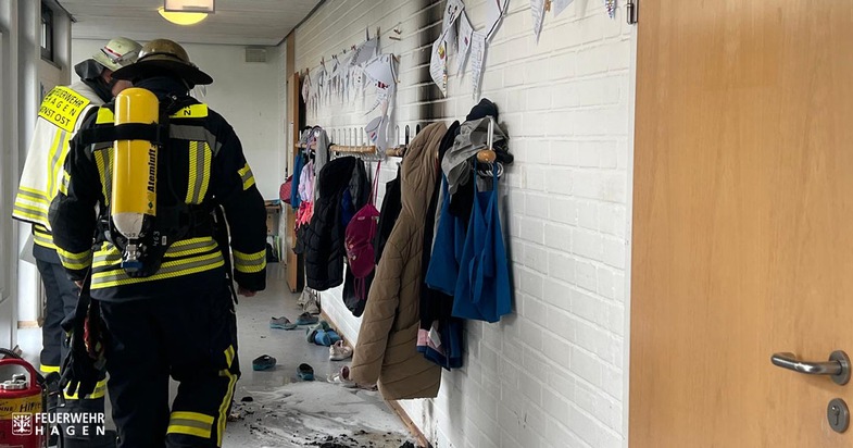 FW Hagen: Folgemeldung Brand in Grundschule Ortsteil Hohenlimburg