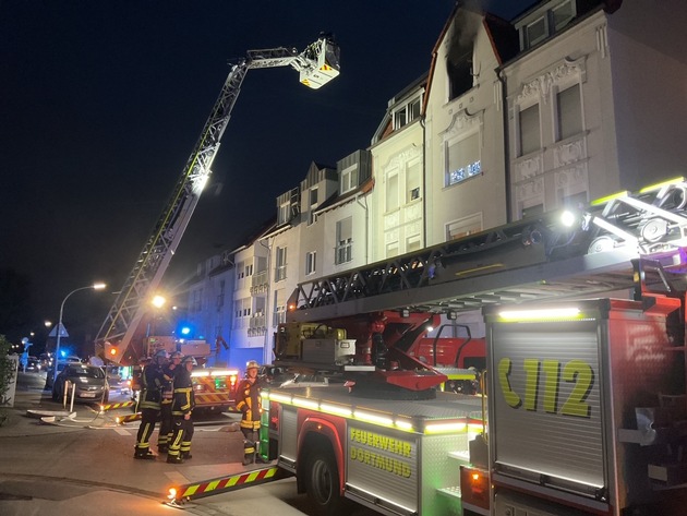 FW-DO: Keine Verletzten beim Wohnungsbrand in Dortmund-Huckarde