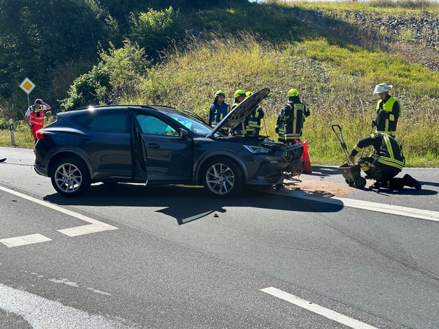 FW VG Westerburg: Verkehrsunfall im Kreuzungsbereich der L288 - 3 Personen und 1 Kind verletzt