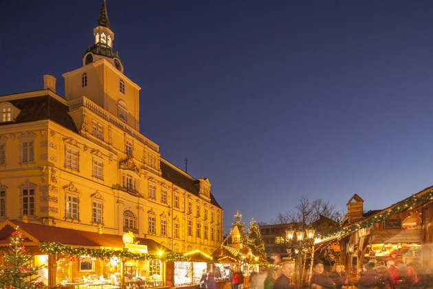 Oh du fröhliche / Oldenburger Lamberti-Markt läutet Weihnachtszeit ein!