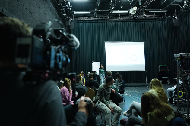 Aufeinander zugehen, voneinander lernen: Praxislabor &quot;Competence Center Young Audiences&quot; für junge Menschen und Journalismus startet in Hamburg