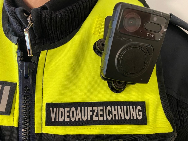 POL-WHV: Polizei setzt Bodycams in Wilhelmshaven und im Landkreis Friesland als zusätzliches Einsatzmittel ein (mit Fotos)