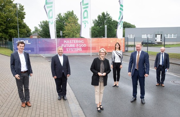 DIL Deutsches Institut für Lebensmitteltechnik e.V.: Bundesministerin für Bildung und Forschung zu Gast beim Deutschen Institut für Lebensmitteltechnik