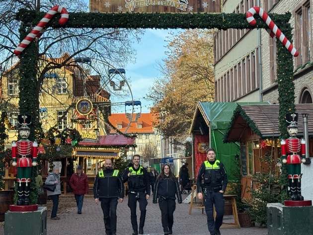 POL-GÖ: (406/2025) Zwei Wochen Göttinger Weihnachtsmarkt: Polizei Göttingen verzeichnet bislang keine besonderen Einsatzanlässe, Streifenteams täglich in der Innenstadt präsent