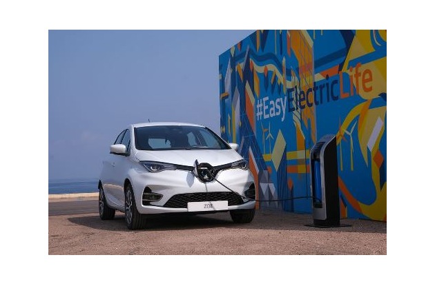 Erhöhung des Elektrobonus macht Renault ZOE für ADAC Mitglieder noch günstiger / Renault erhöht Bonus auf insgesamt 6000 Euro / Leasing-Kooperation mit ADAC SE bis Ende April verlängert