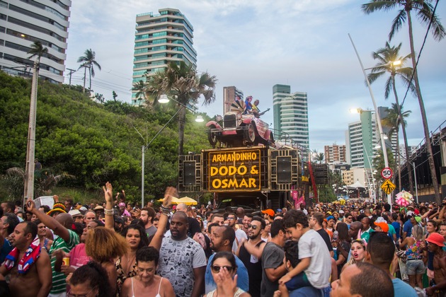Nicht nur in Köln: Ford unterstützt Karneval in Brasilien