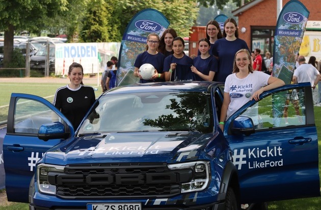 Ford-Werke GmbH: #KickItLikeFord: Erstes Ford-Pokalfinale der Frauen