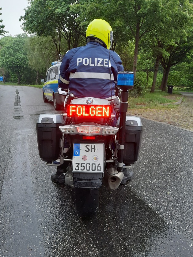 POL-SE: BAB 23/ Forst Rantzau - Polizei kontrolliert mit Hauptzollamt und Lebensmittelkontrolleuren