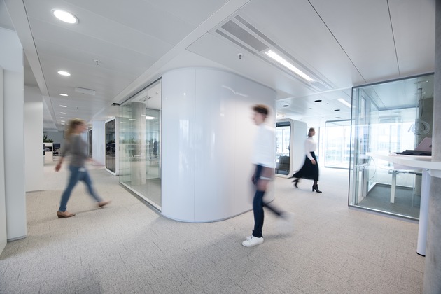 L&#039;Oréal Suisse transforme ses bureaux en espaces de travail dynamiques