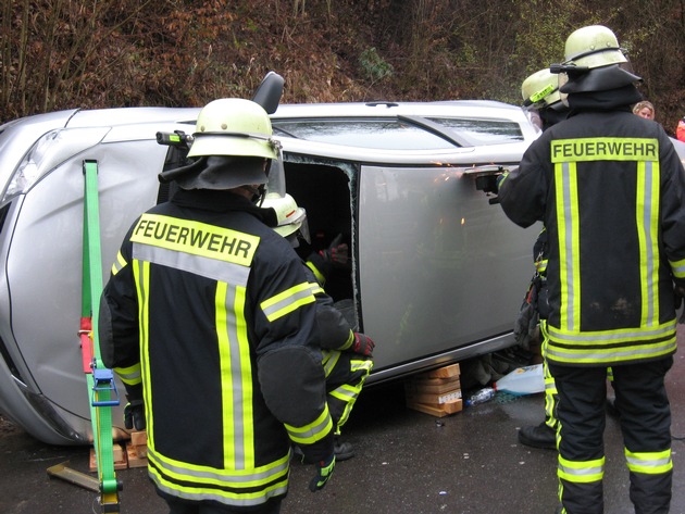 KFV-CW: Nach Brandmeldealarm folgte Verkehrsunfall
Feuerwehr Nagold in 15 Minuten zweimal im Einsatz