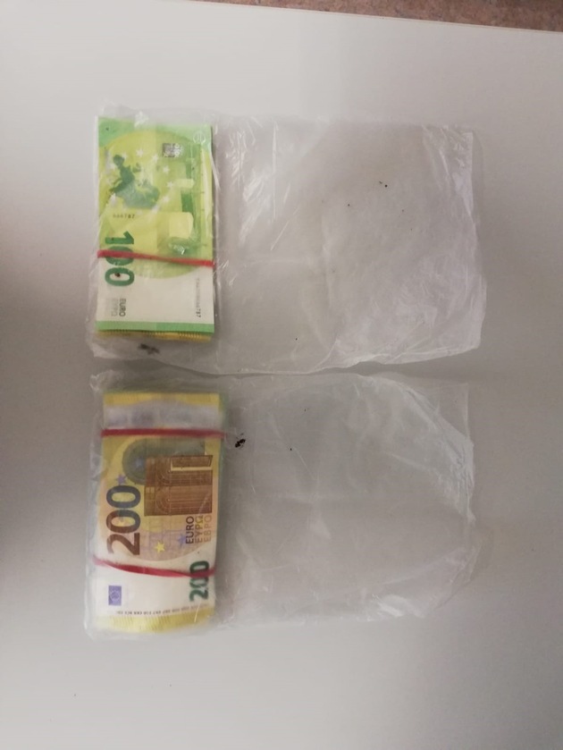 POL-OS: Ermittler finden 20.000 Euro in Erdloch - Polizei warnt vor neuer Betrugsmasche