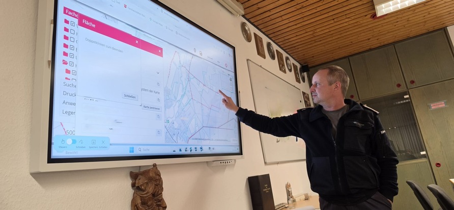 FFW Bergen: Einsatzübung der ELW Gruppe: Bodenfeuer in der Gemarkung Eversen
