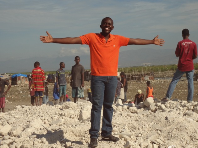 Mit kleinen Schritten in eine bessere Zukunft / Trotz Rückschlägen verbessert sich die Lage in Haiti allmählich (BILD)