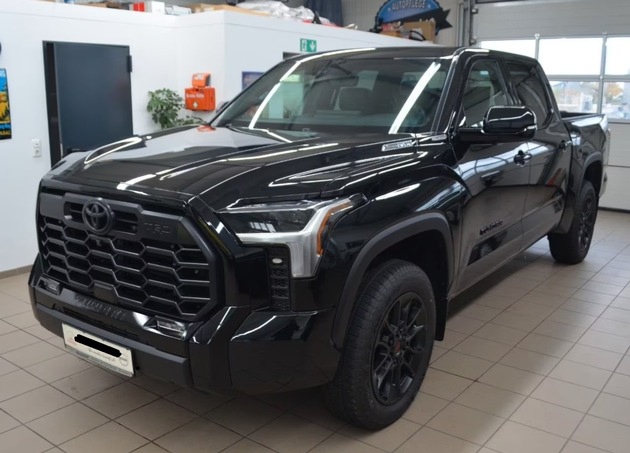 POL-H: Wunstorf: Toyota Tundra von Autohausgel&auml;nde gestohlen - Polizei sucht Zeuginnen und Zeugen