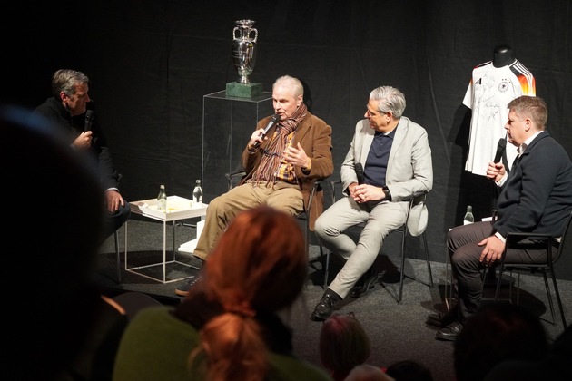 Wie war das damals, Bernard Dietz?