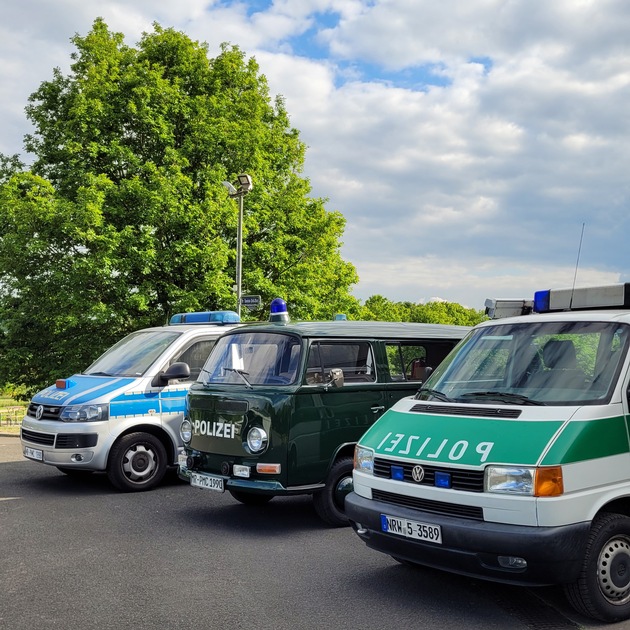 POL-MR: Jubiläums-Treffen von Polizei-Bullis im Polizeioldtimer Museum