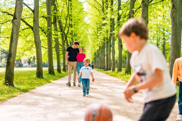 Fr&uuml;hlingserwachen in Celle - Celle l&auml;dt zum erlebnisreichen Wochenende ein: Verkaufsoffener Sonntag, Kunst- und Handwerkermarkt Exklusiv &amp; Sch&ouml;n und Hafenfest