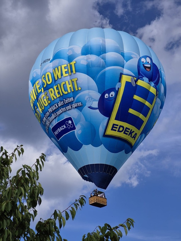 Pressemitteilung | Ballontaufe in Moers: Start frei für den neuen EDEKA-Heißluftballon