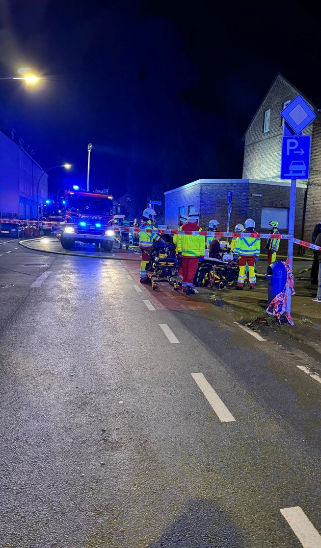 FW-GE: Bewohner stirbt bei Zimmerbrand in Schalke-Nord