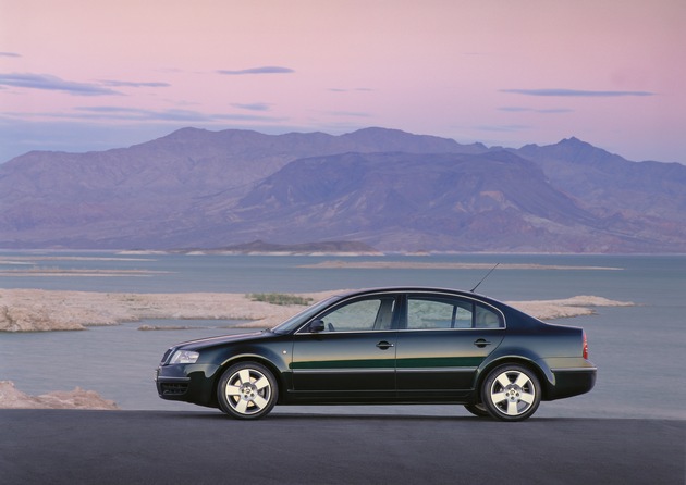 15 Jahre SKODA SUPERB: Flaggschiff der Marke feiert Produktionsjubiläum (FOTO)