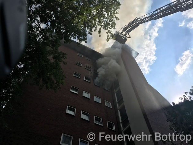 FW-BOT: Wohnungsbrand an der Freiherr-vom-Stein-Straße