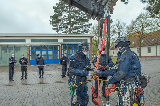 BPOLD-BBS: Vize-Chef der Bundesbereitschaftspolizei besucht Ratzeburg