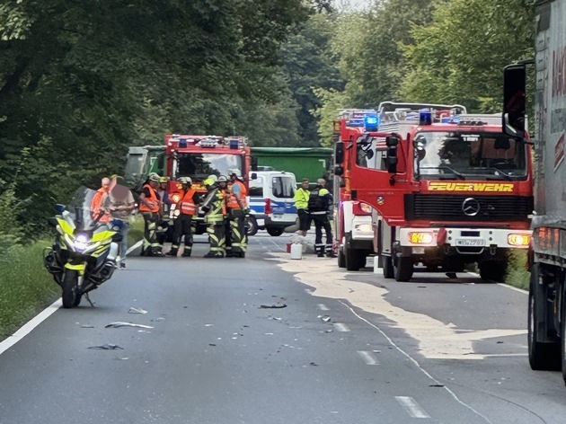 FW Hünxe: Zwei schwere Verkehrsunfälle in Hünxe - Vier Verletzte