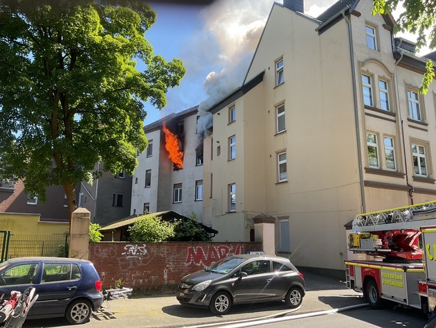 FW-DO: Wohnungsbrand in Dortmund-Marten fordert ein Todesopfer