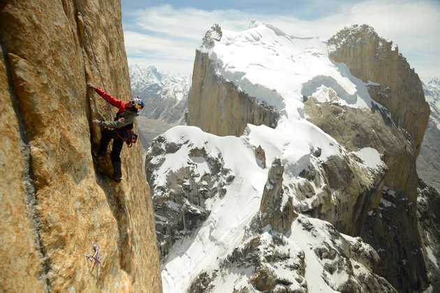 Mammut Jubiläumsprojekt: Friedlicher Einsatz von Flugdrohnen bei David Lamas Expedition zum Trango Tower (VIDEO)