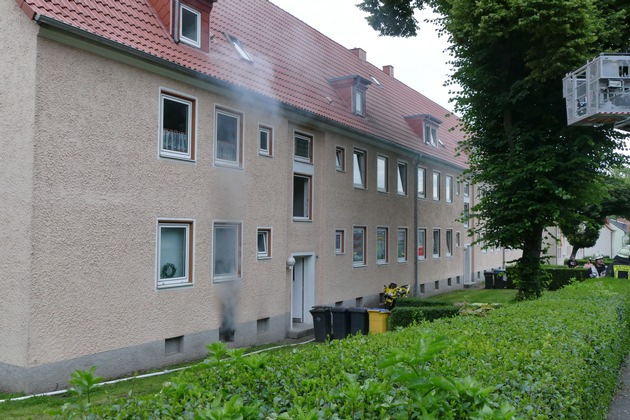 FW-DO: Kellerbrand in einem Mehrfamilienhaus in Kley