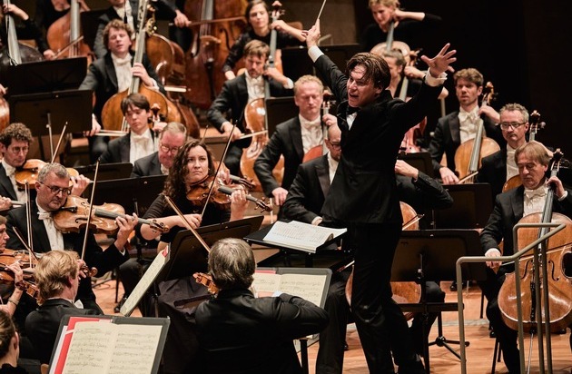 Berliner Festspiele: Musikfest Berlin eröffnet am 30. August in der Philharmonie Berlin