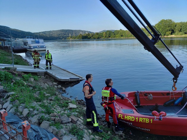 FW-EN: Kanu Fahrerin kenterte - Wasserrettungseinsatz am Hengsteysee von beiden Ufern